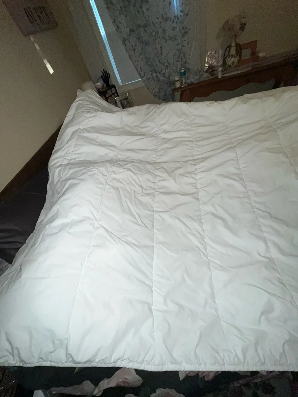 IKEA ~ White Comforter~ STJARNBRACKA~ Twin 80x58”